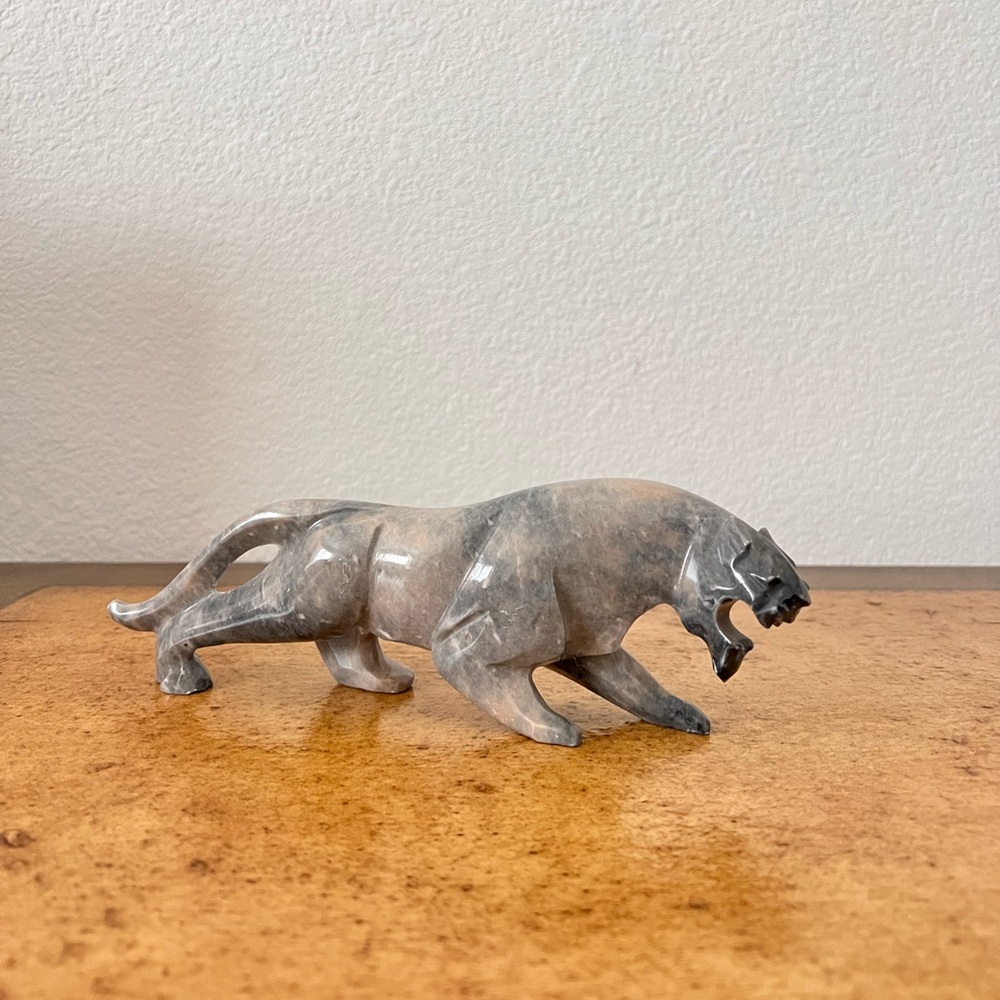 Vintage Art Deco Gray Hand-Carved Marble Panther Table Sculpture –‎ 8.5” Long